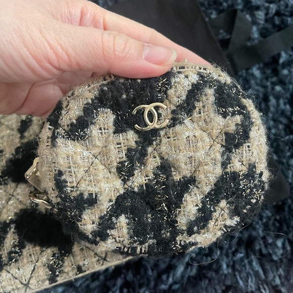 Chanel wallet on chain with pouch - Picture 10 of 12